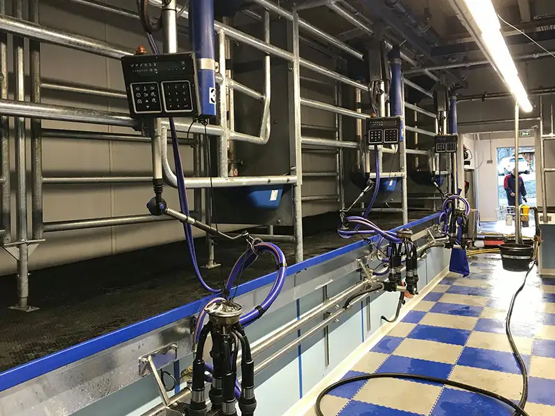 IDS IDEX dalle laiterie PVC clipsable antidérapante