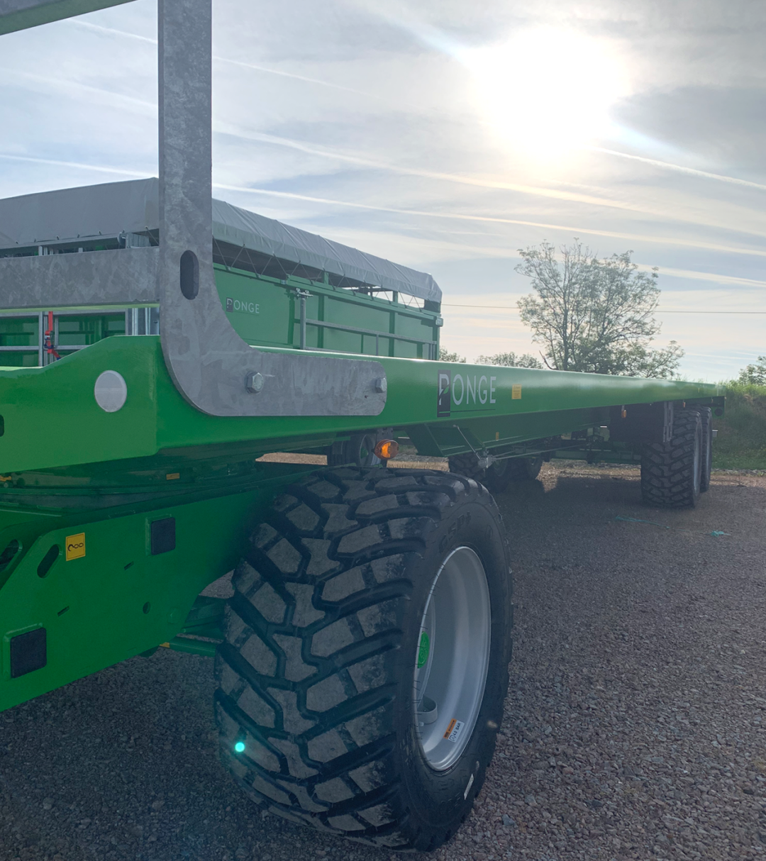 Ponge RPX plateau agricole 6 roues 9 à 12 m 26 T