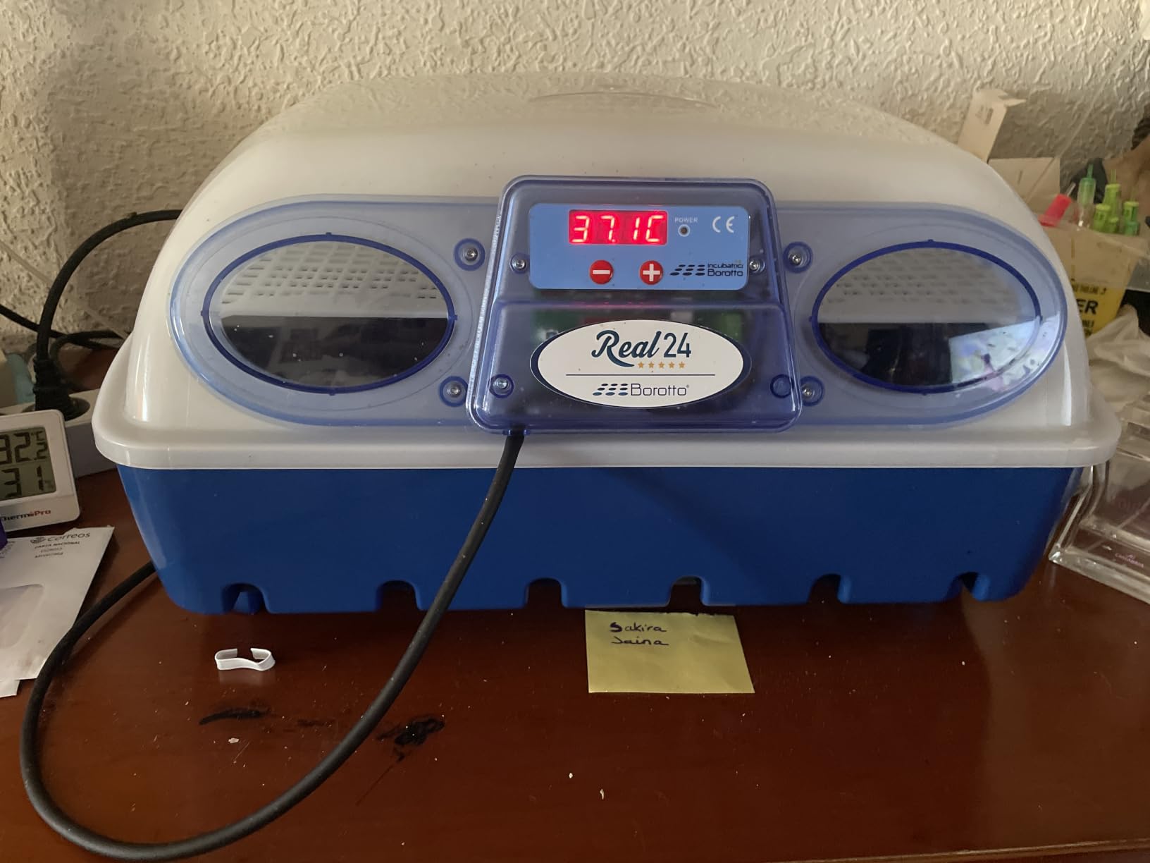 Borotto Real 24 couveuse automatique 24 œufs retournement auto