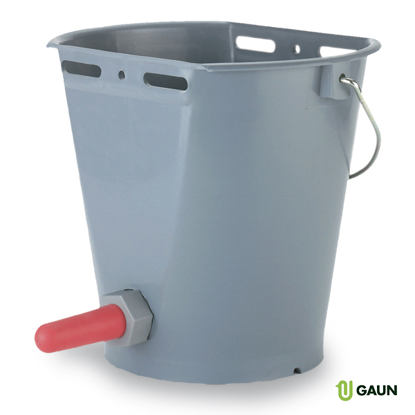 Gaun Chevaux seau alimentation veau 8 L plastique